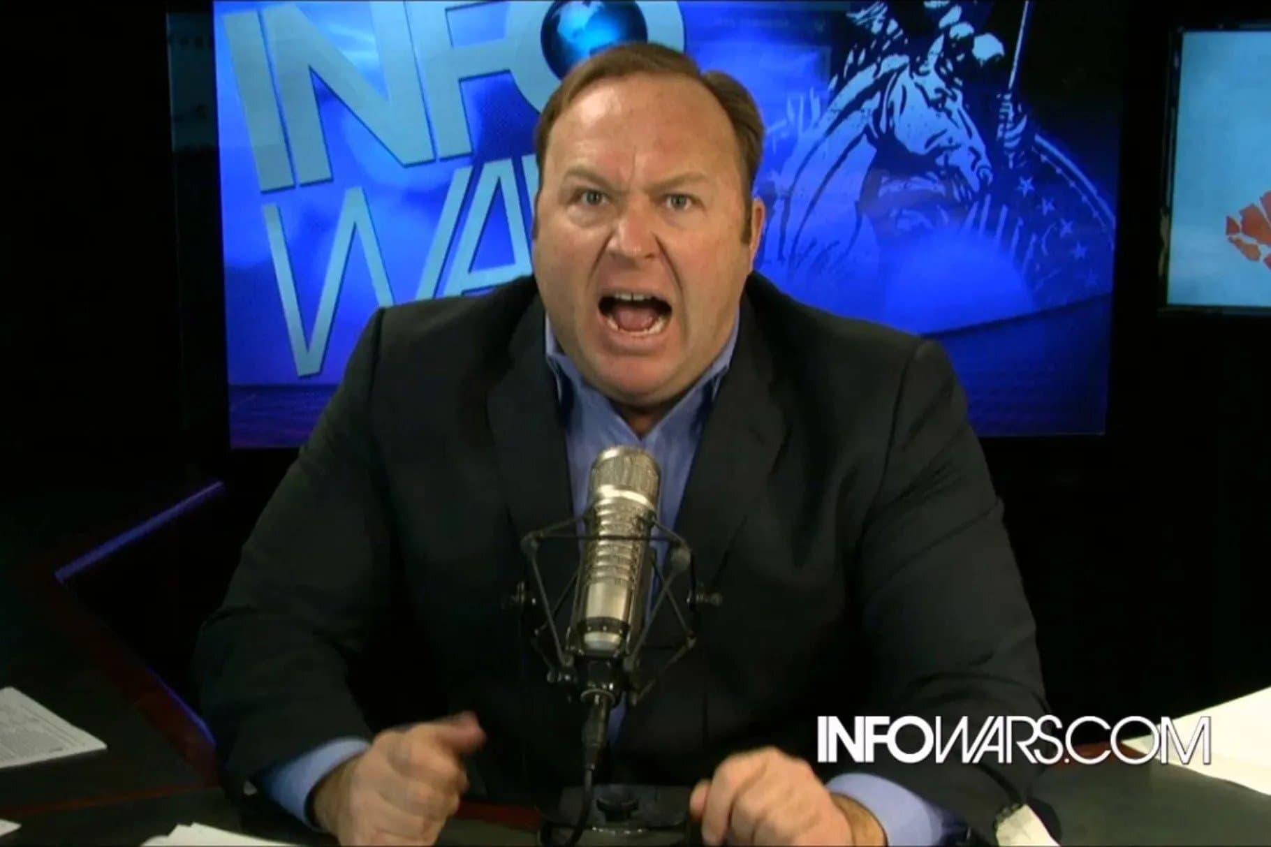Alex Jones Info Wars, controversial political news