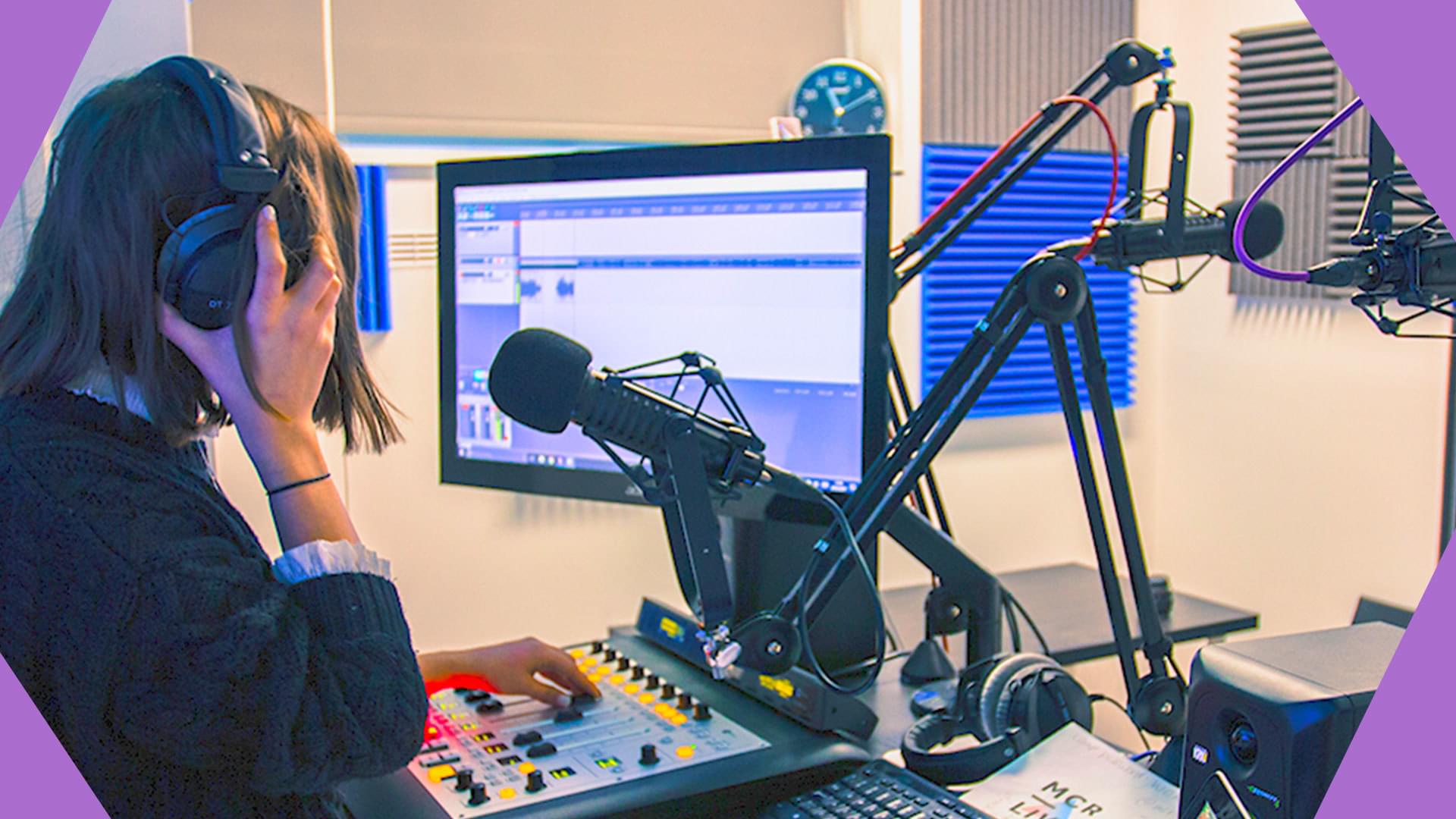 How Do I Start My Own Radio Station New Header