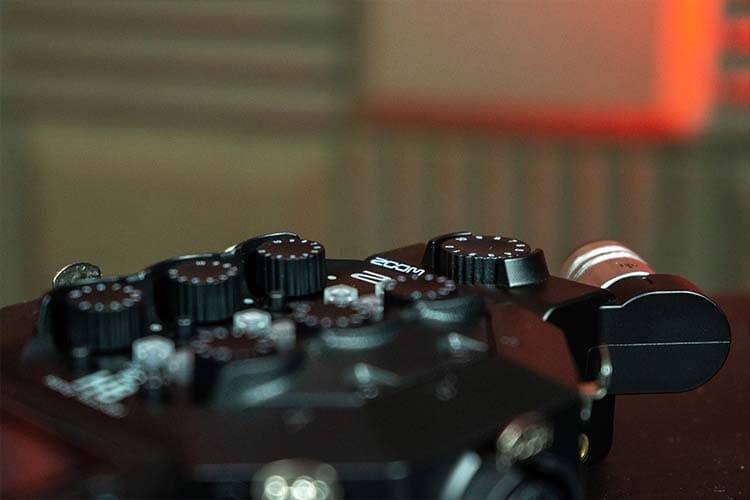 A close-up shot of the gain dials on the Zoom H8.